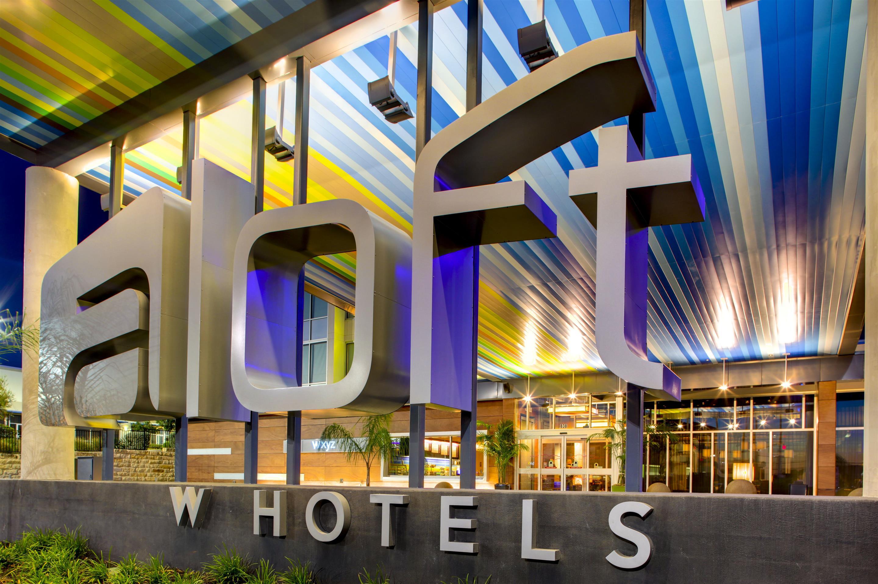 Aloft San Antonio Airport Hotel Exterior photo